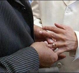 Descripci�n: Descripci�n: Iglesia Episcopal aprob� las uniones gay