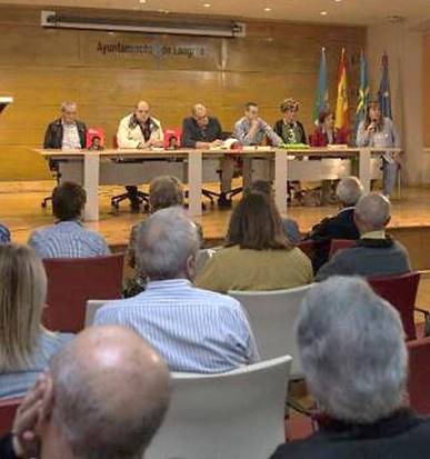 Descripci�n: La presentaci�n del libro sobre Gaspar Garc�a Laviana.